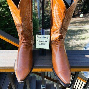 Lucchese Handmade Classics Full Tan Calfskin Cowboy Boots in Men's Size 11D